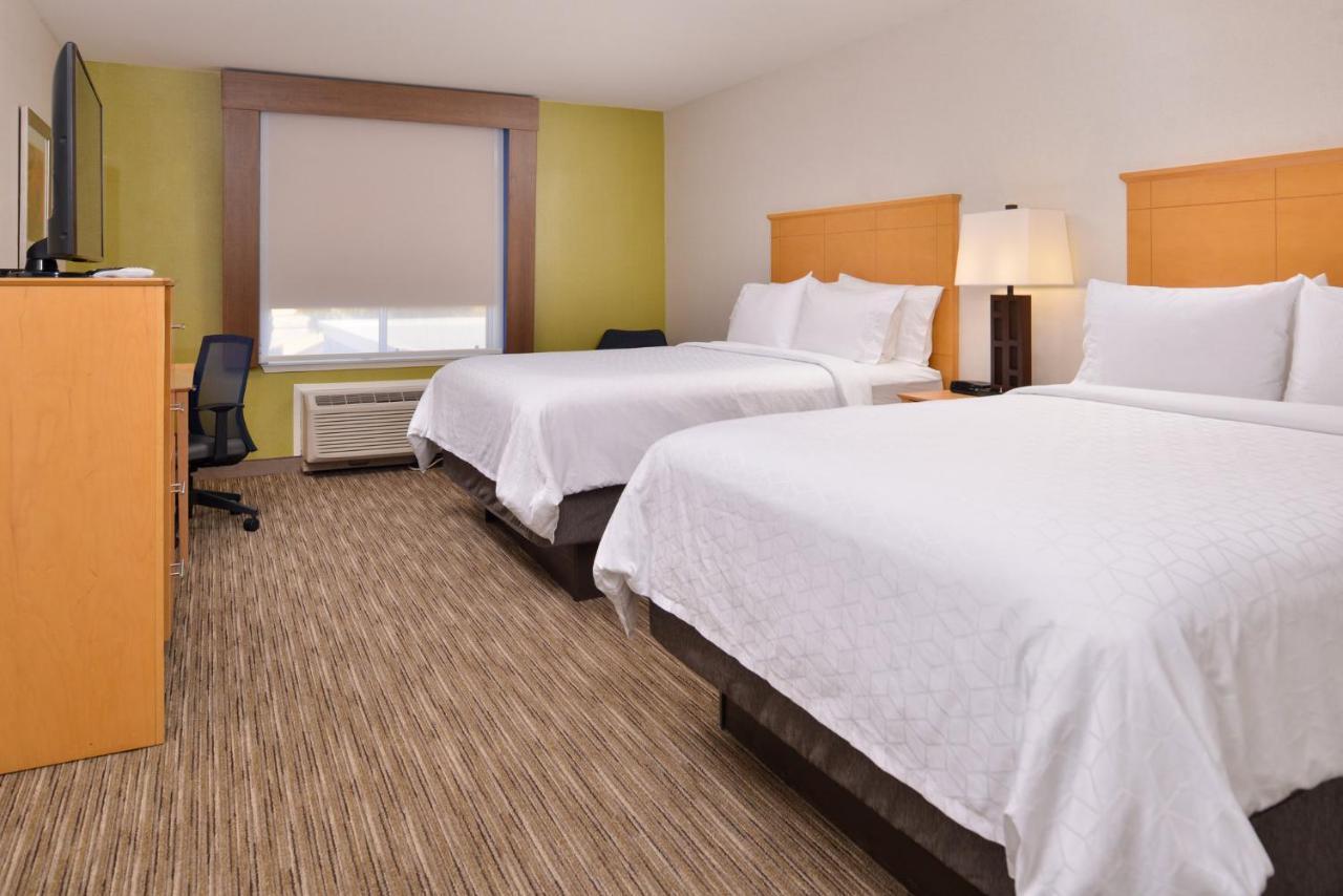 Holiday Inn Express Stockton Southeast By Ihg Kültér fotó