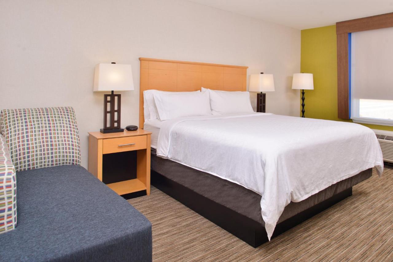 Holiday Inn Express Stockton Southeast By Ihg Kültér fotó