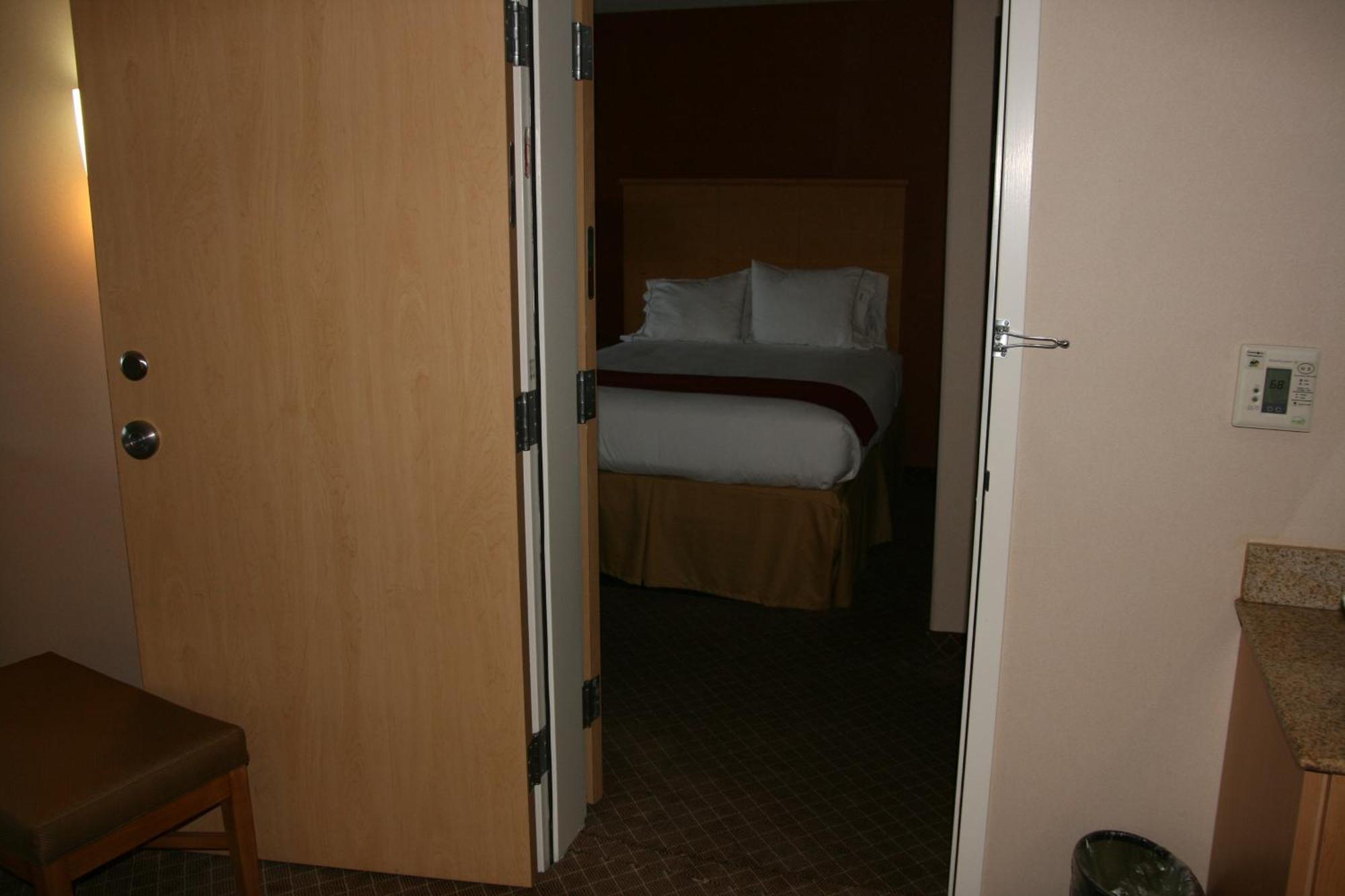 Holiday Inn Express Stockton Southeast By Ihg Kültér fotó