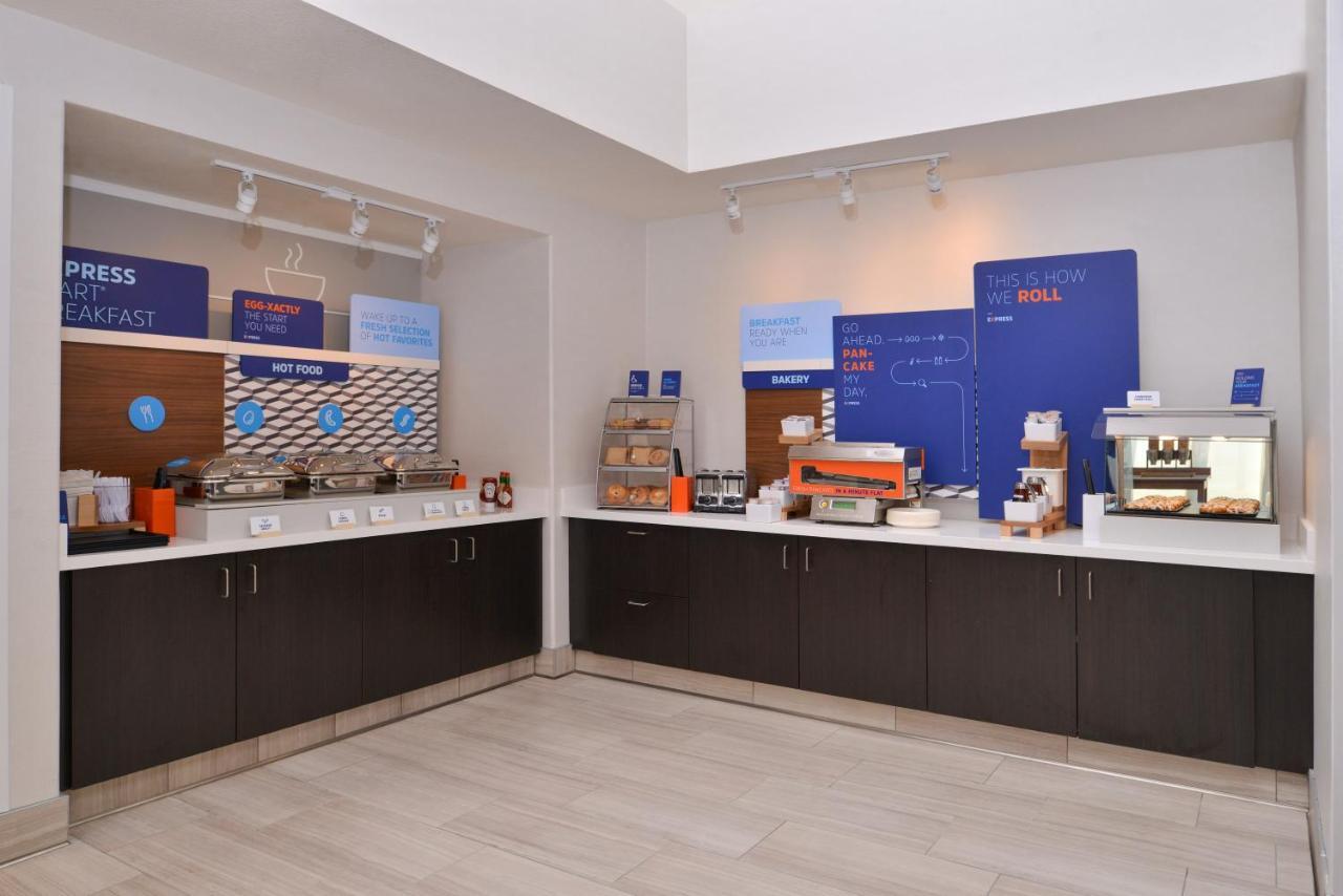 Holiday Inn Express Stockton Southeast By Ihg Kültér fotó