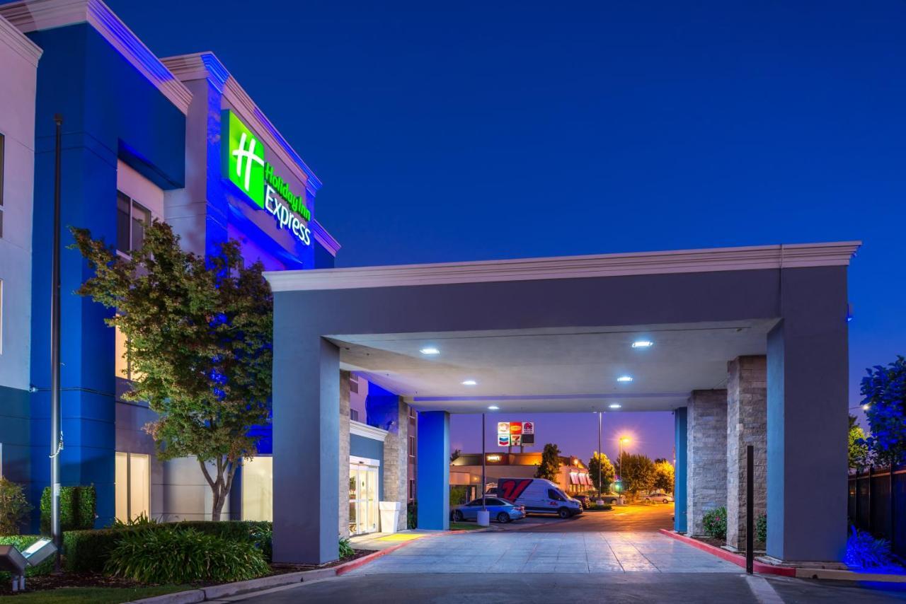 Holiday Inn Express Stockton Southeast By Ihg Kültér fotó